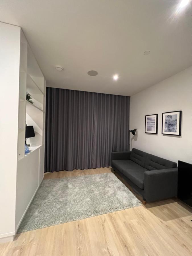 London Heathrow Airport Apartment Voyager House Terminal 12345 - Ev Electric And Parking Available Хилингдън Екстериор снимка